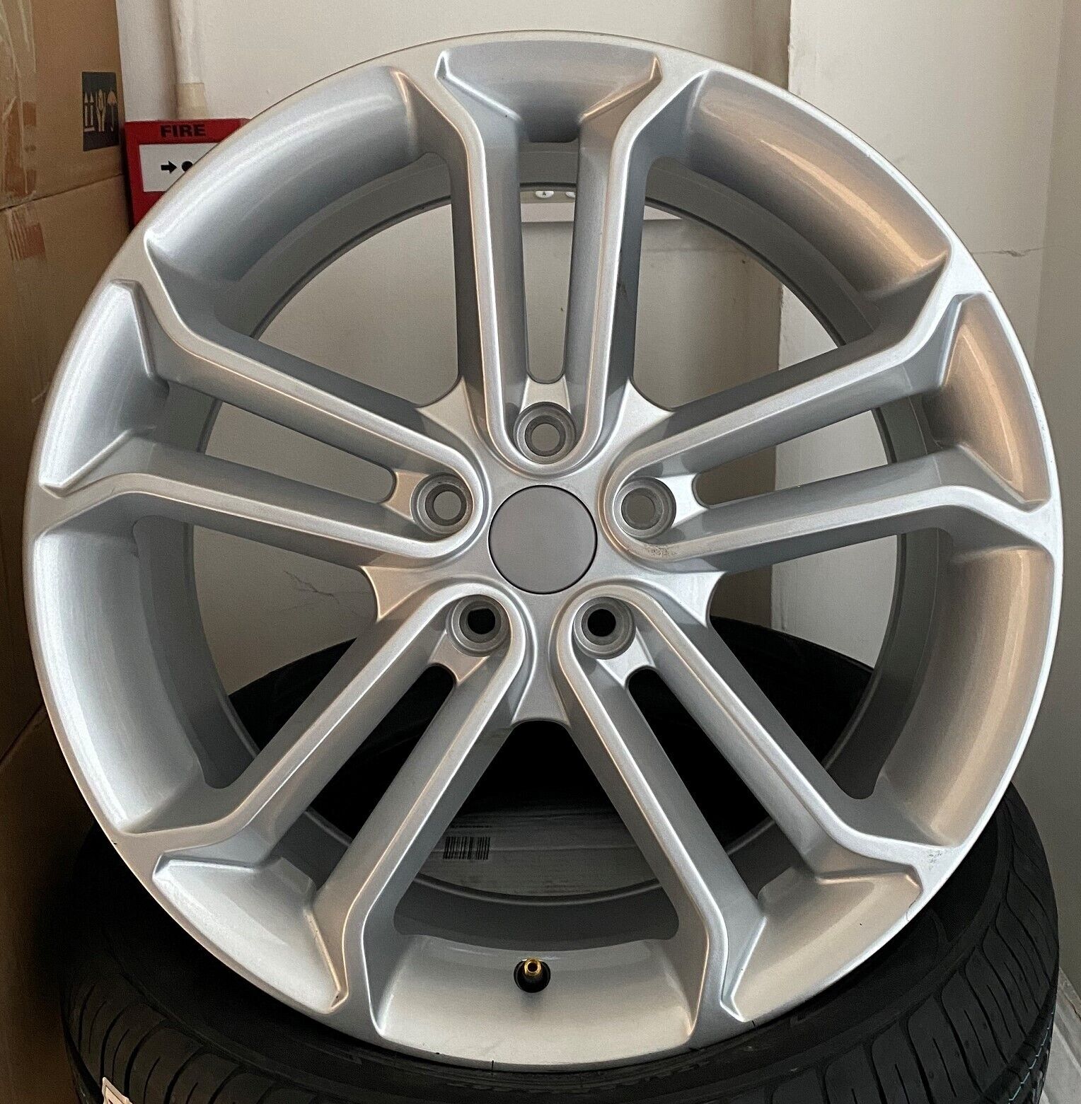 19"  Alloy Wheels (Ford,Jaguar,Volvo)   st3  