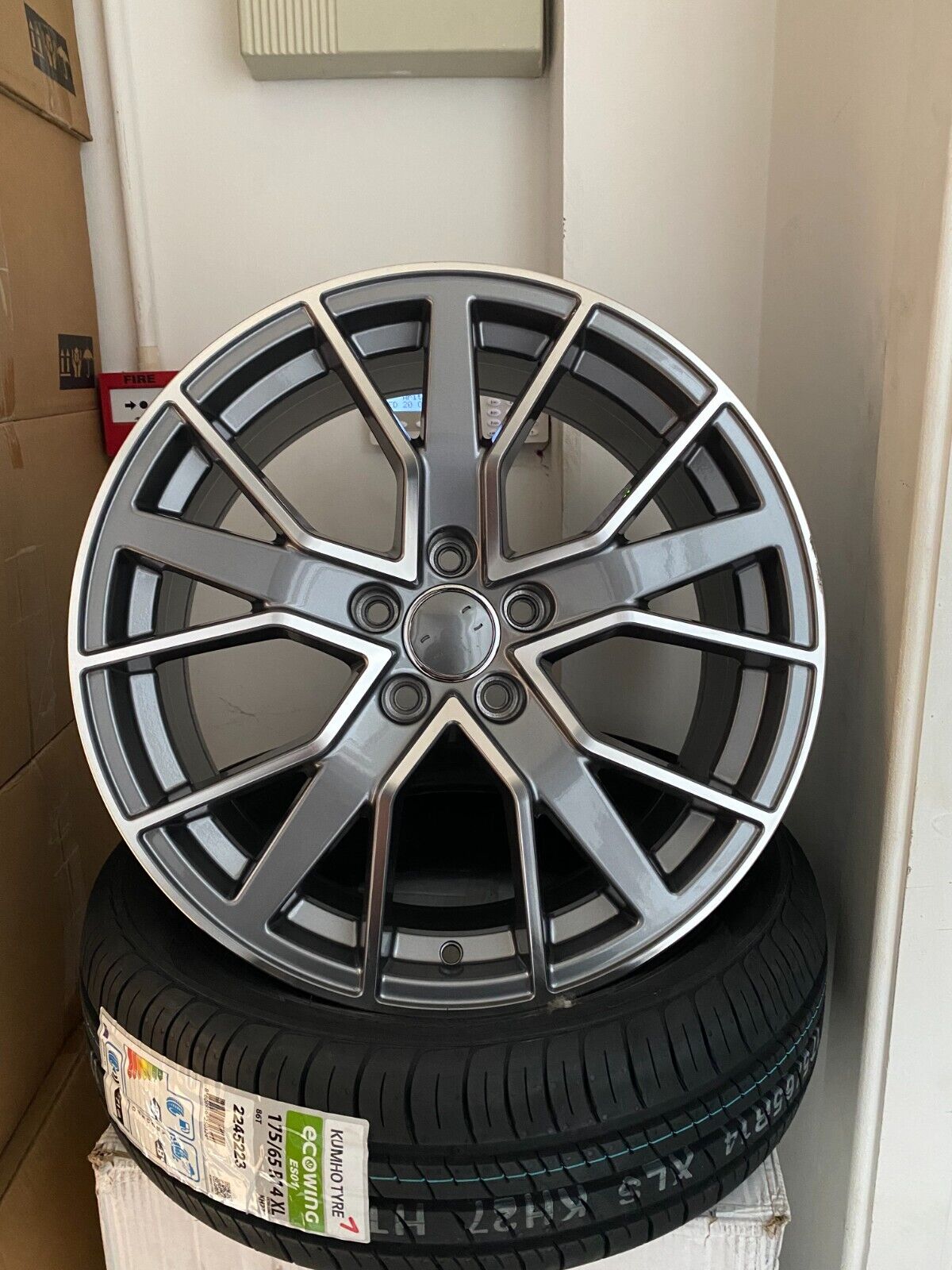 19"  Alloy Wheels (Audi,Seat,Skoda,Volkswagen)   rs4 d audi vw seat skoda golf caddy van  