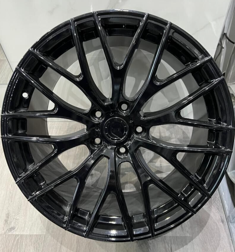 19"  Alloy Wheels (BMW)   valencia  